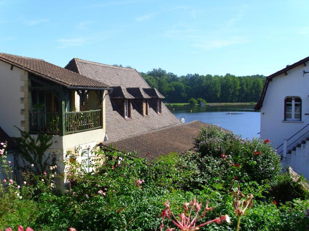 Le Barrage Hotel Mauzac-et-Grand-Castang Exterior photo